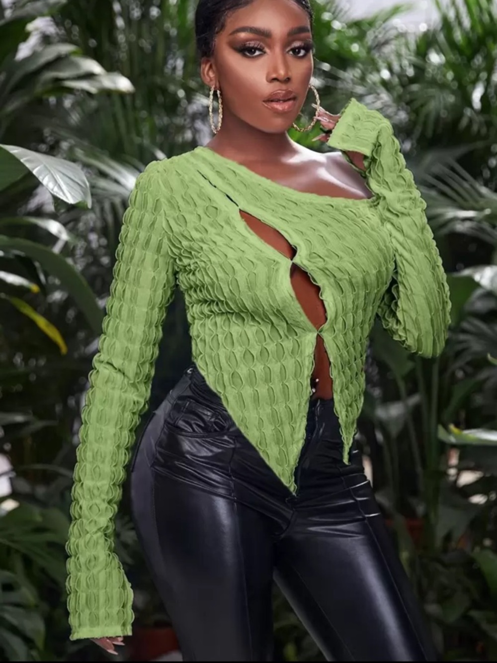 Green Off-Shoulder Cut-Out Textured Top - M - Picture 5 of 5